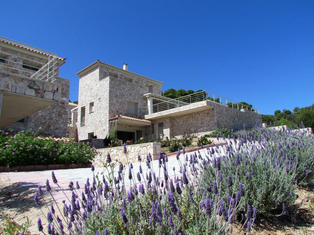 Edem Resort Porto Heli Bagian luar foto