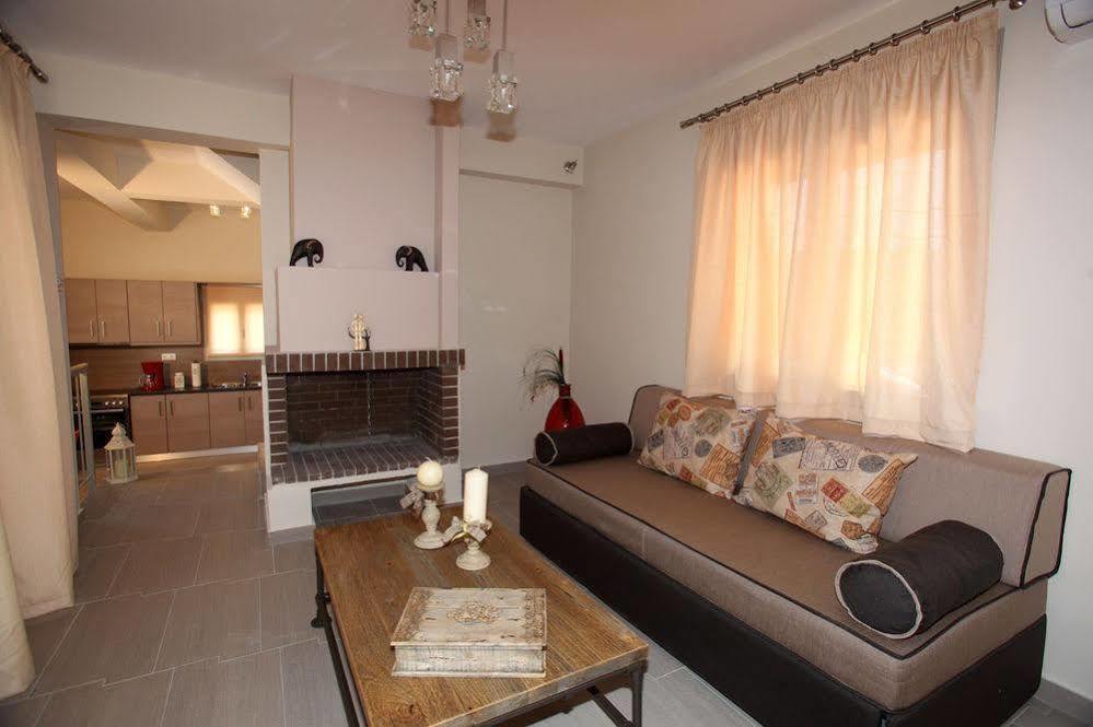 Edem Resort Porto Heli Bagian luar foto